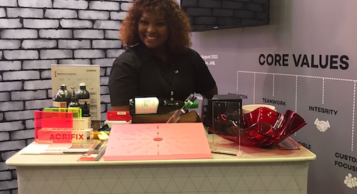 Visitors Learned About Application Techniques At The PLEXIGLAS® Stand During The Graphics, Print And Sign Durban Expo